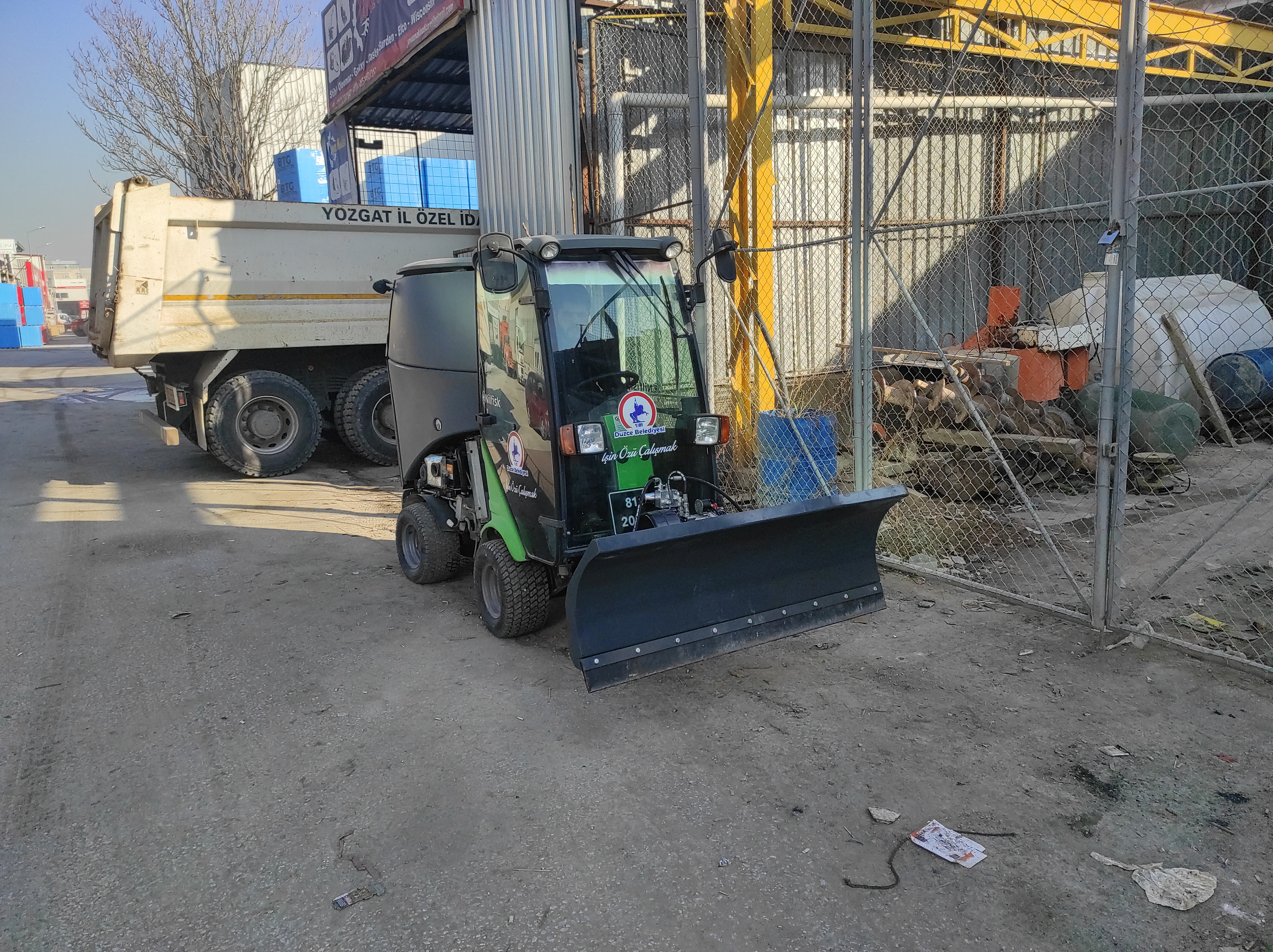 Küçük İş Makinası Kar Bıçağı